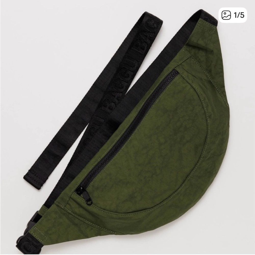 BAGGU Crescent Fanny Bay Laurel Green